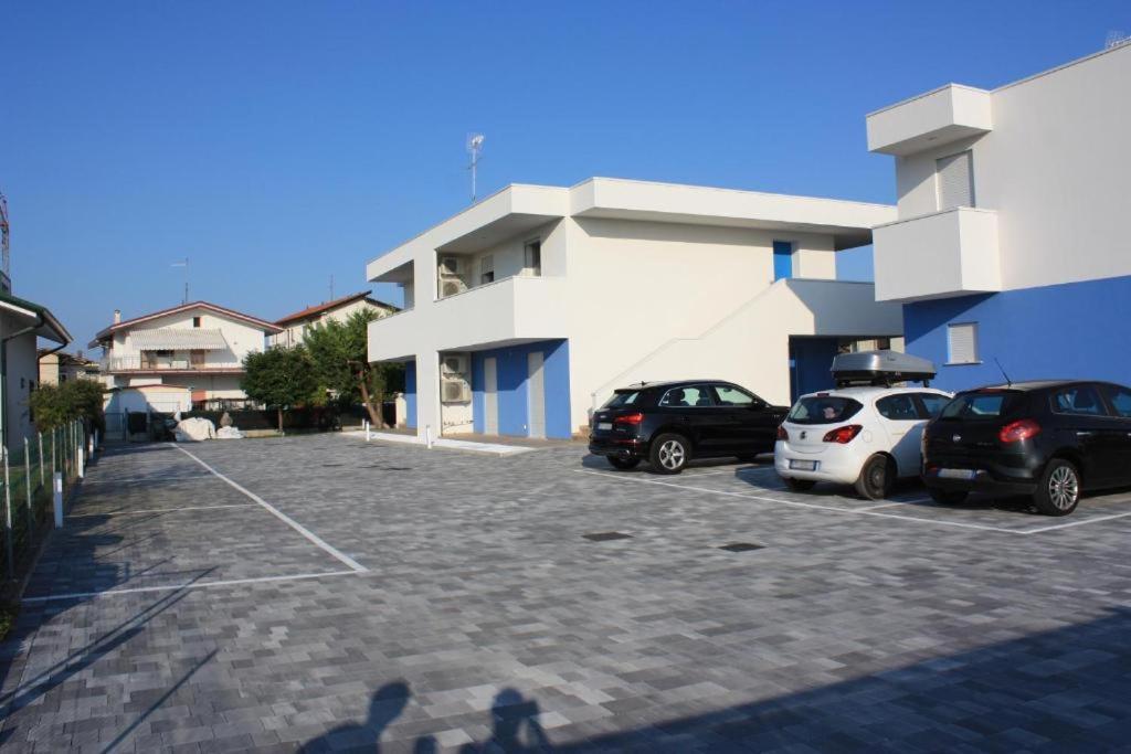 Residence Blumar 2 Lido di Jesolo Exterior photo